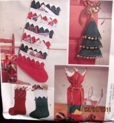 4266 JINGLE BELL STOCKING, CARD HOLDR, DOOR KNOB HANGER PATTERN